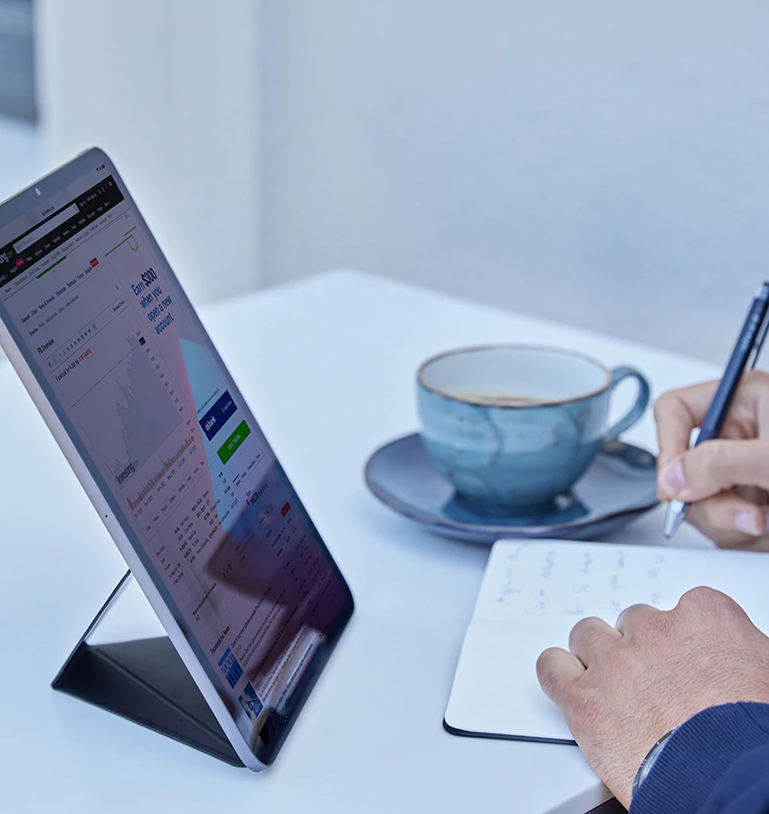Moft Snap Tablet Stand Video Calling