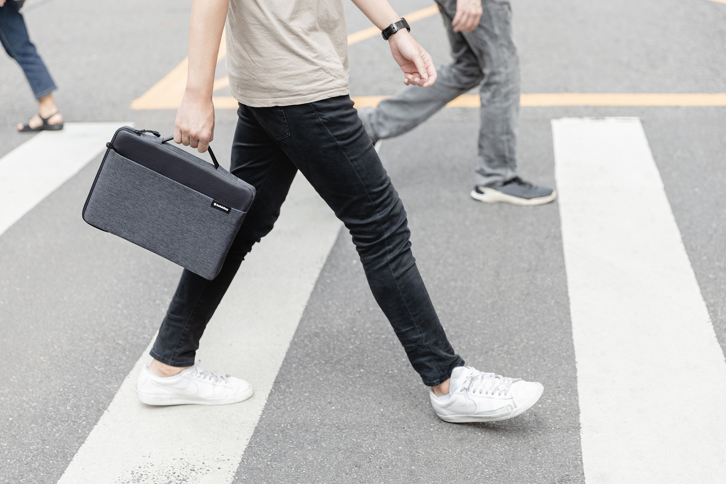 Urban MacBook Sleeve Easy to Carry Around 2